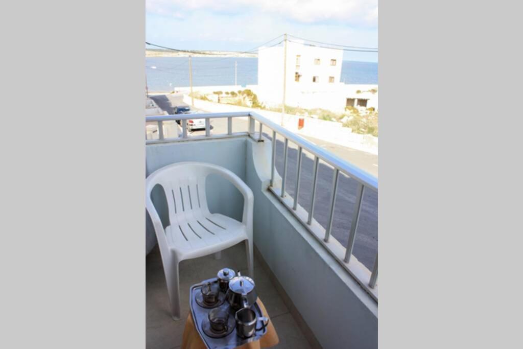 Fiesta Apartment Seaview Mellieħa Extérieur photo